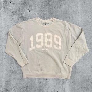 Taylor Swift 1989 Sweatshirt Light Blue Size XL Official Tour Limited Rare Eras